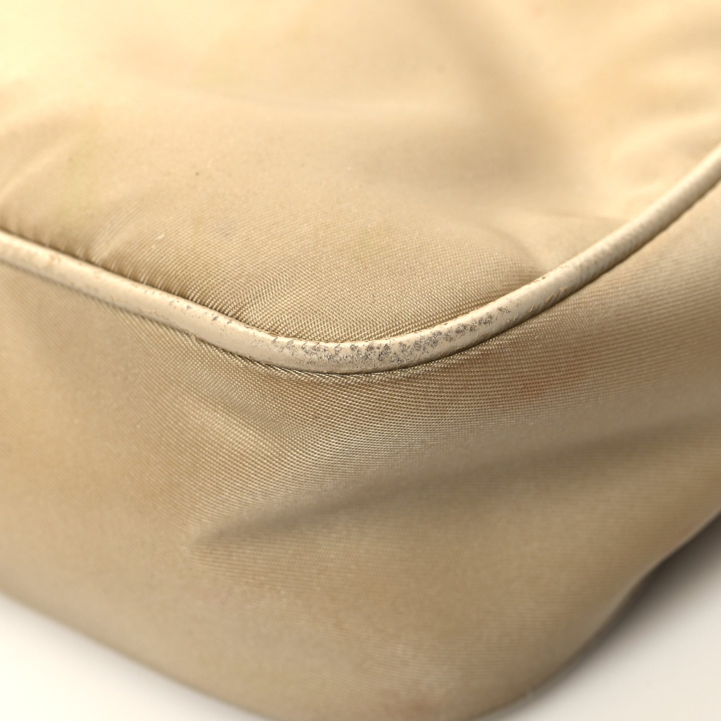 Re-Nylon Saffiano Re-Edition 2005 Shoulder Bag Deserto