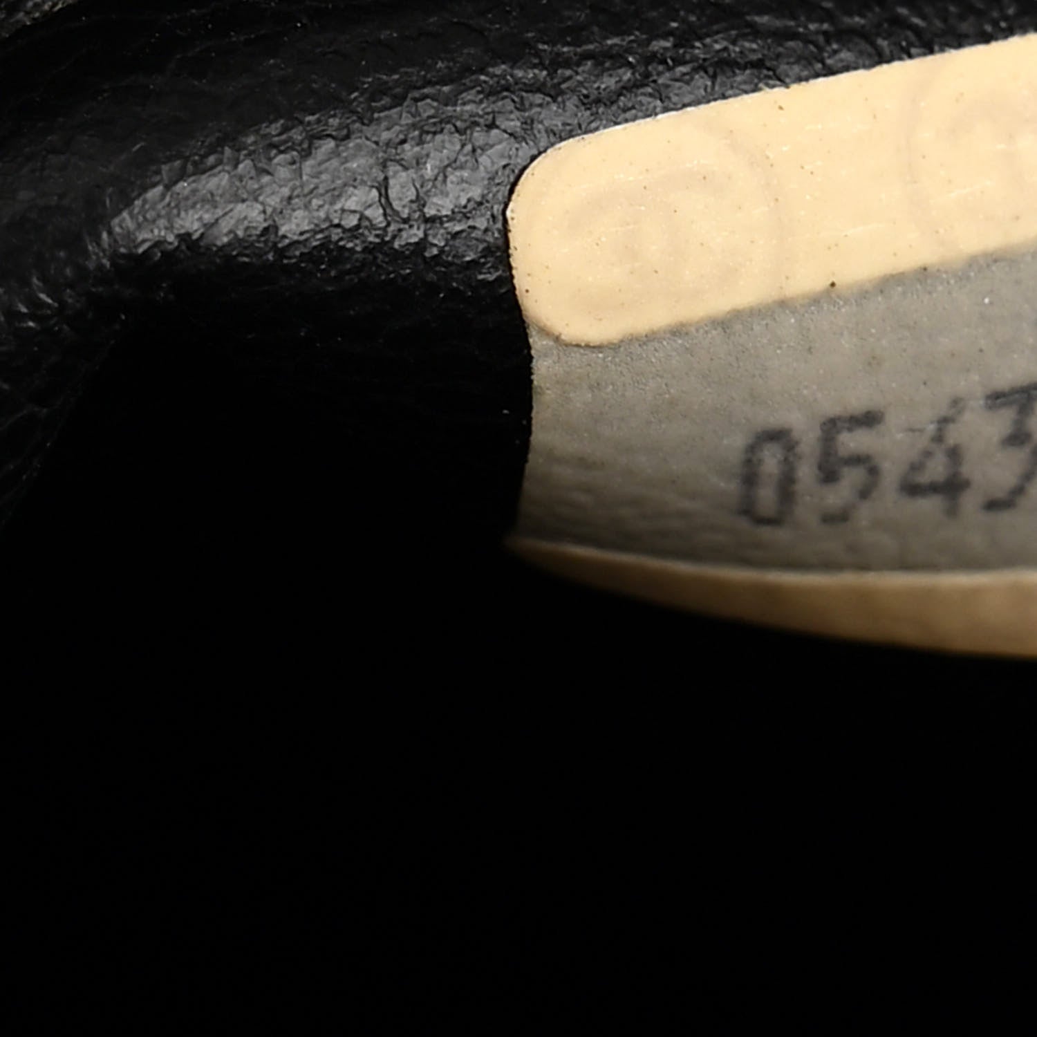 Chanel Patent Quilted Tote Black 8 of 15