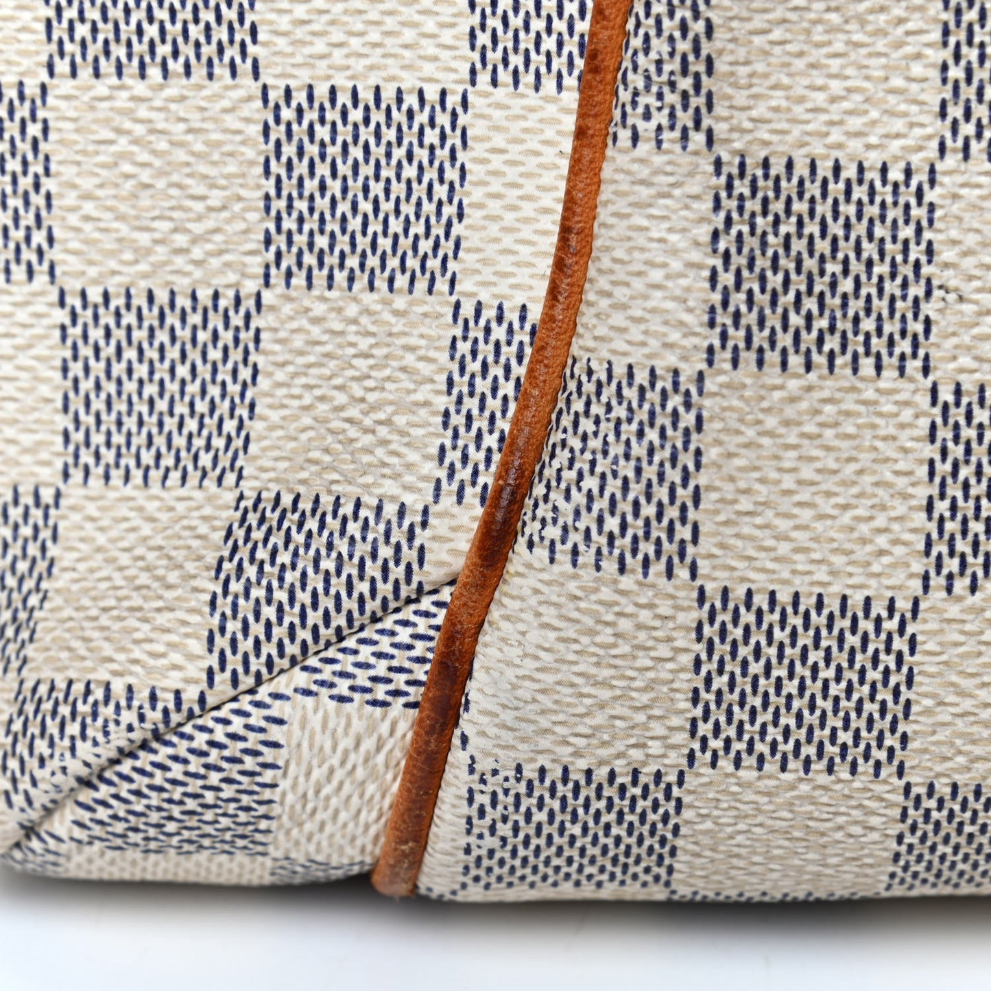 Damier Azur Totally MM
