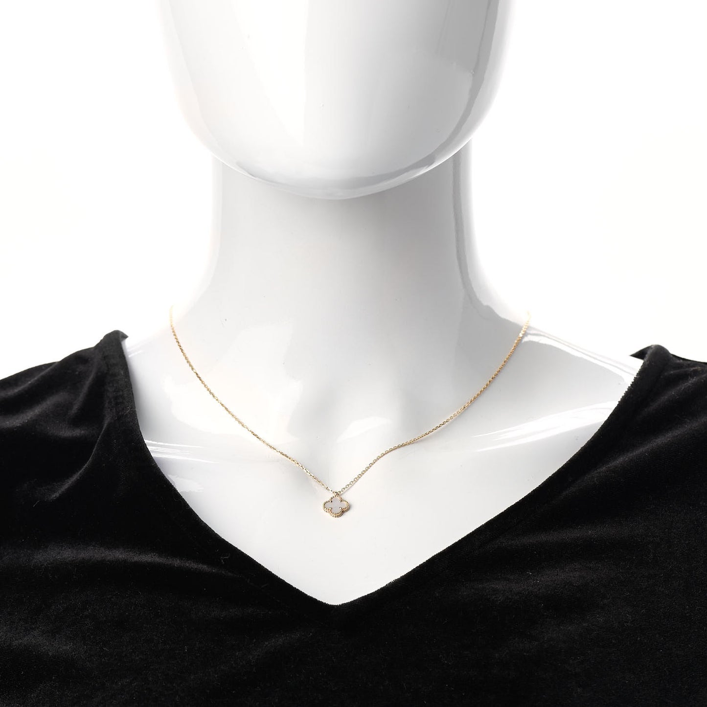 18K Yellow Gold Mother of Pearl Sweet Alhambra Pendant Necklace