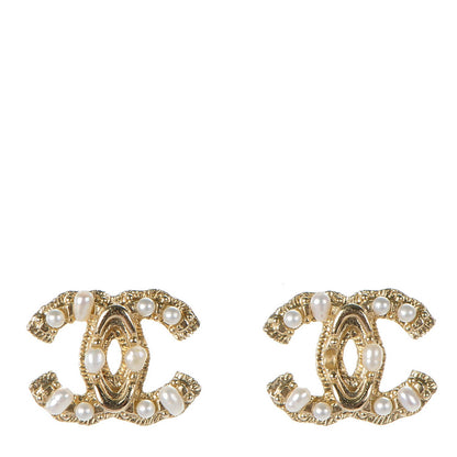 Chanel Pearl CC Earrings Light Gold 1 of 5