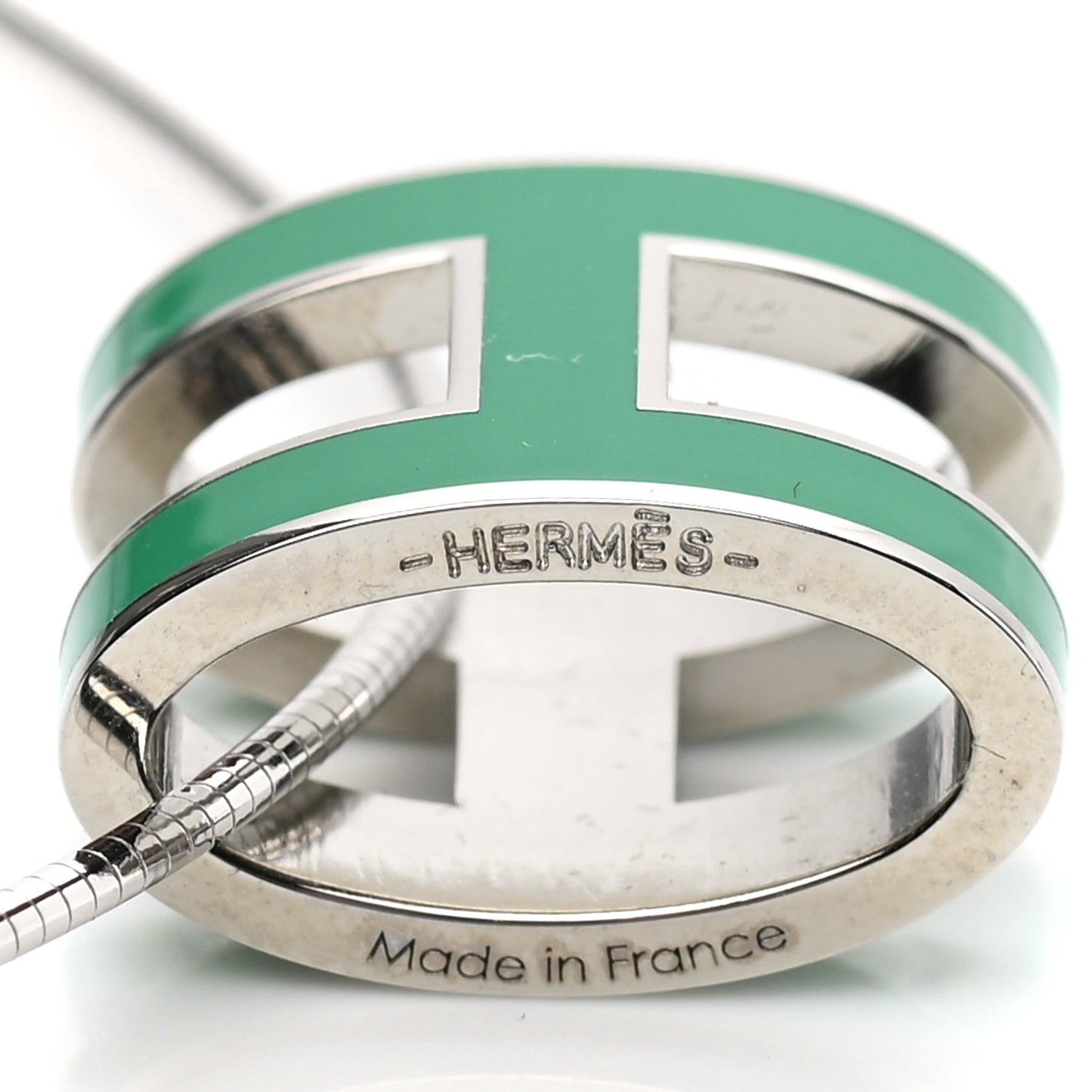 Lacquered Palladium Pop H Pendant Necklace Vert Malachite
