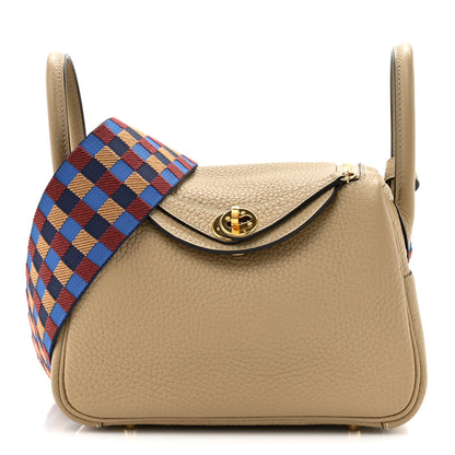 Hermes Taurillon Clemence Maxi Quadrille Mini Lindy 20 Trench Bleu Billard Biscuit 1 of 11
