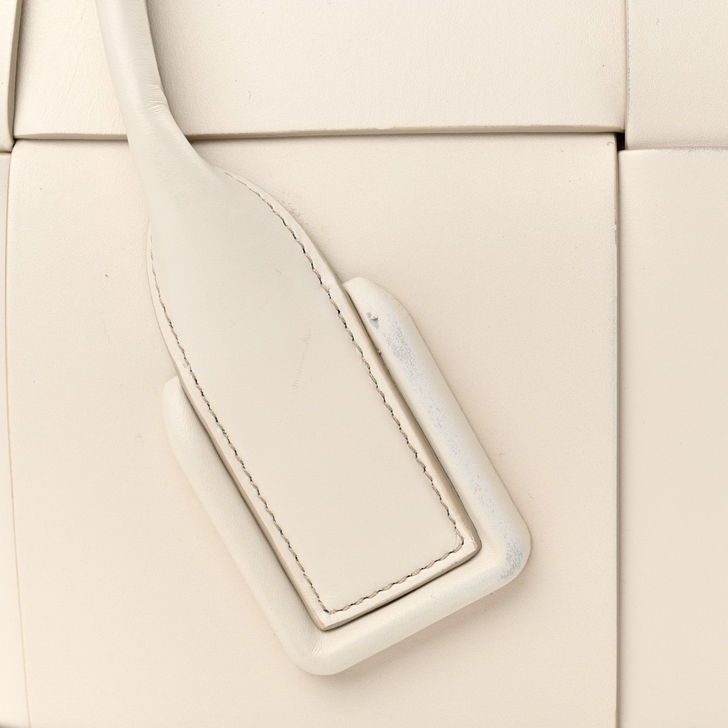 Bottega Veneta Calfskin Maxi Intrecciato Medium Arco White 10 of 17