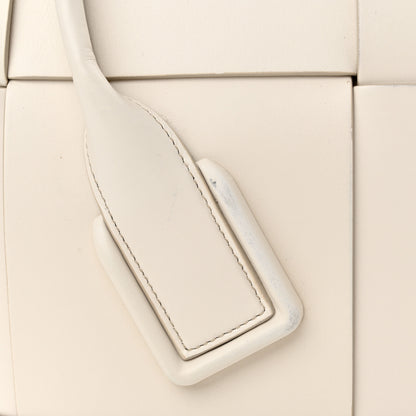 Bottega Veneta Calfskin Maxi Intrecciato Medium Arco White 10 of 17