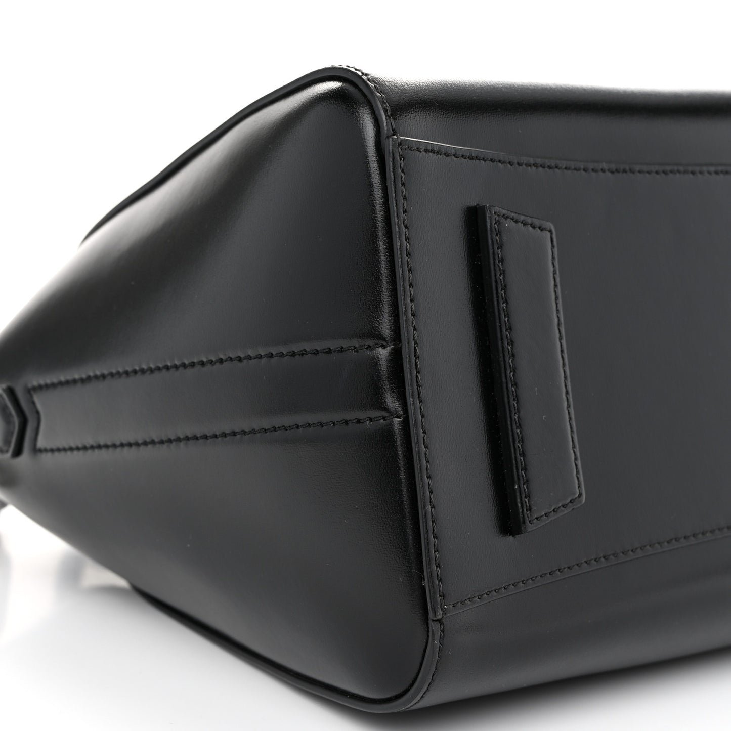 Shiny Lord Calfskin Small Antigona Black