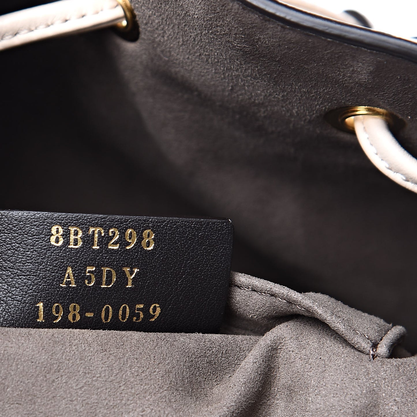 Vitello Grace Matte F is Fendi Grande Mon Tresor Bucket Bag Camelia