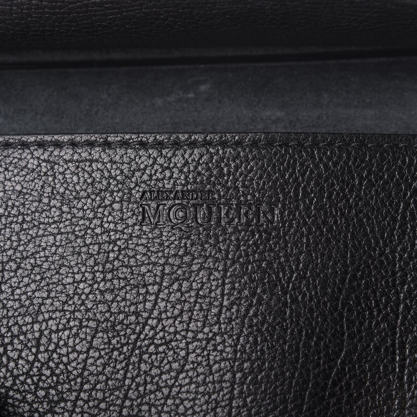 Grained Calfskin Small Heroine Black