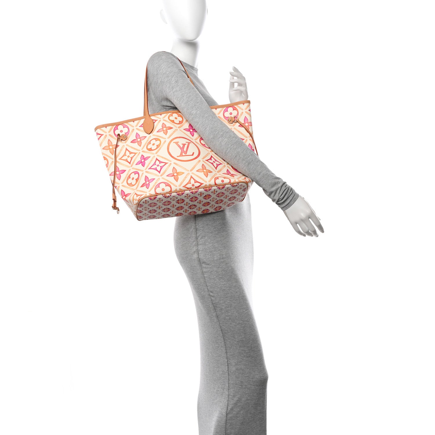 Louis Vuitton Monogram Giant By The Pool 2.0 Neverfull MM Coral 2 of 10