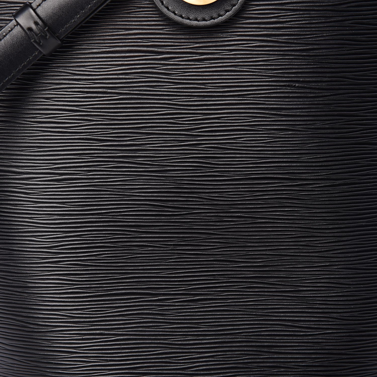 Louis Vuitton Epi Cluny Black 8 of 10