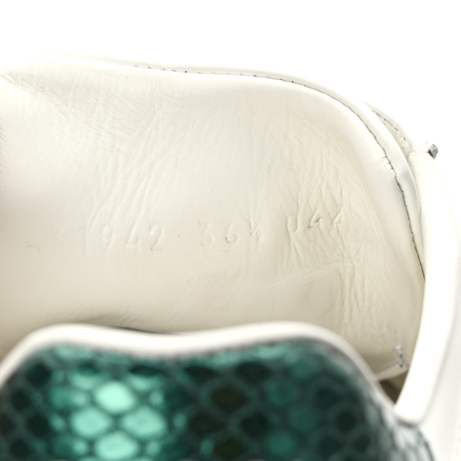 Gucci Calfskin Ayers Bee Embroidered Womens Ace Sneakers 36.5 White Green 9 of 10