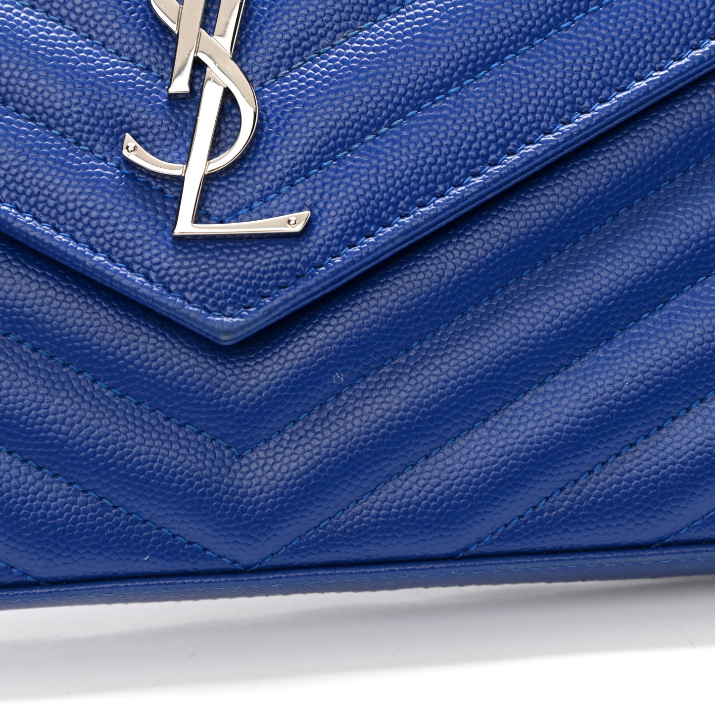Grain De Poudre Matelasse Chevron Monogram Chain Wallet Blue Majorelle