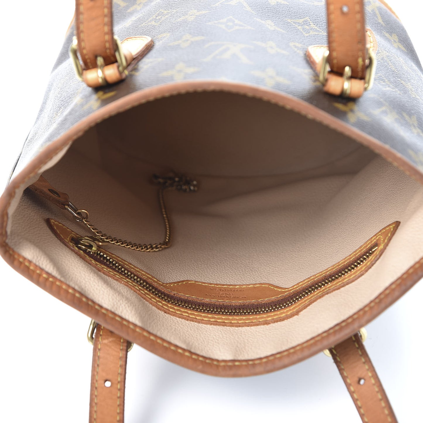 Monogram Petit Bucket 23
