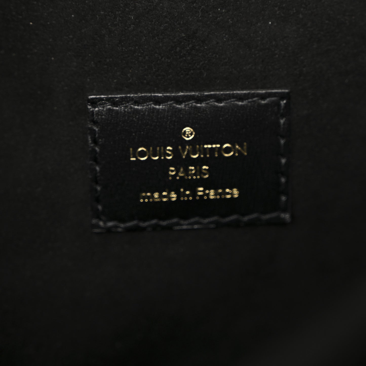 Reverse Monogram Pochette Metis