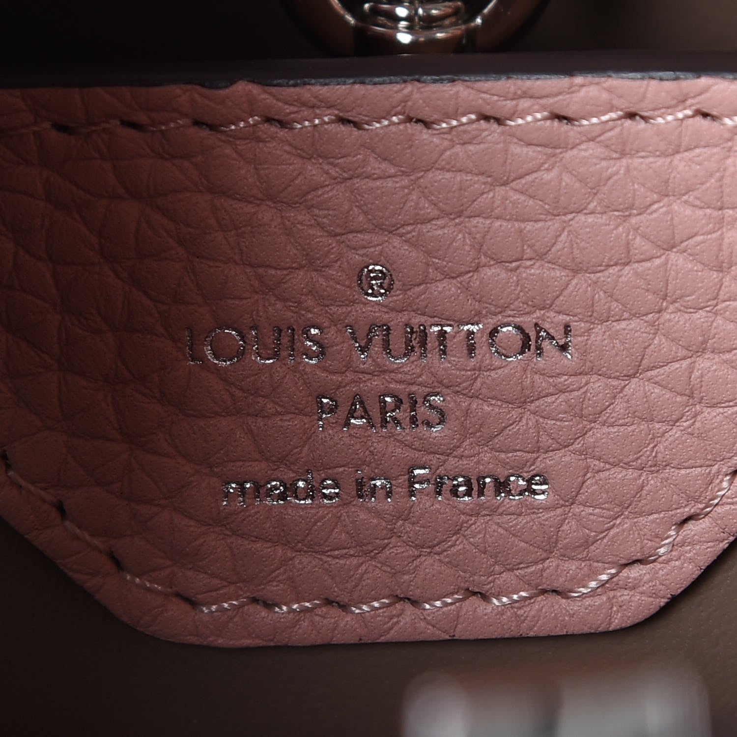 Louis Vuitton Taurillon Capucines BB Magnolia 6 of 10