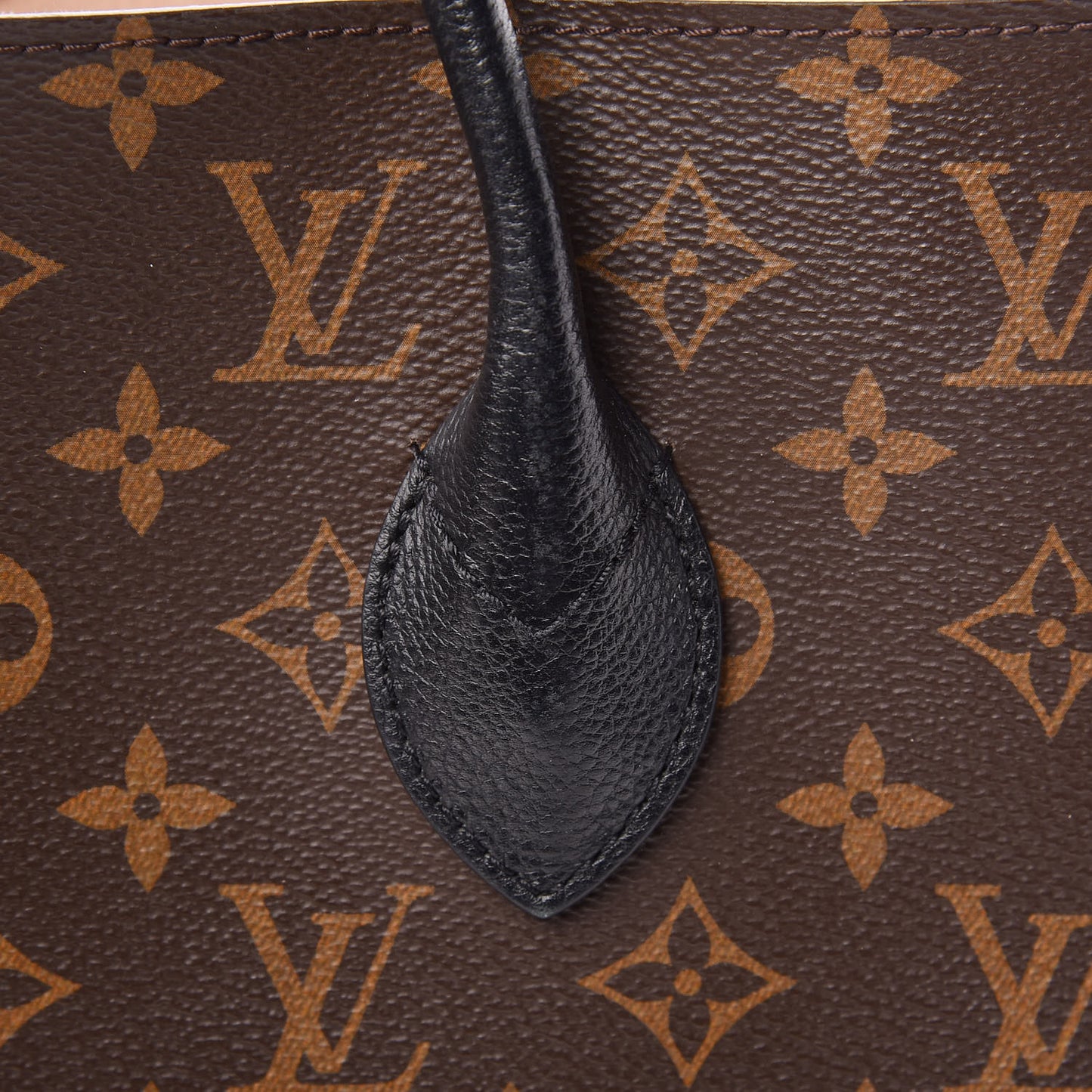 Monogram Flandrin Black