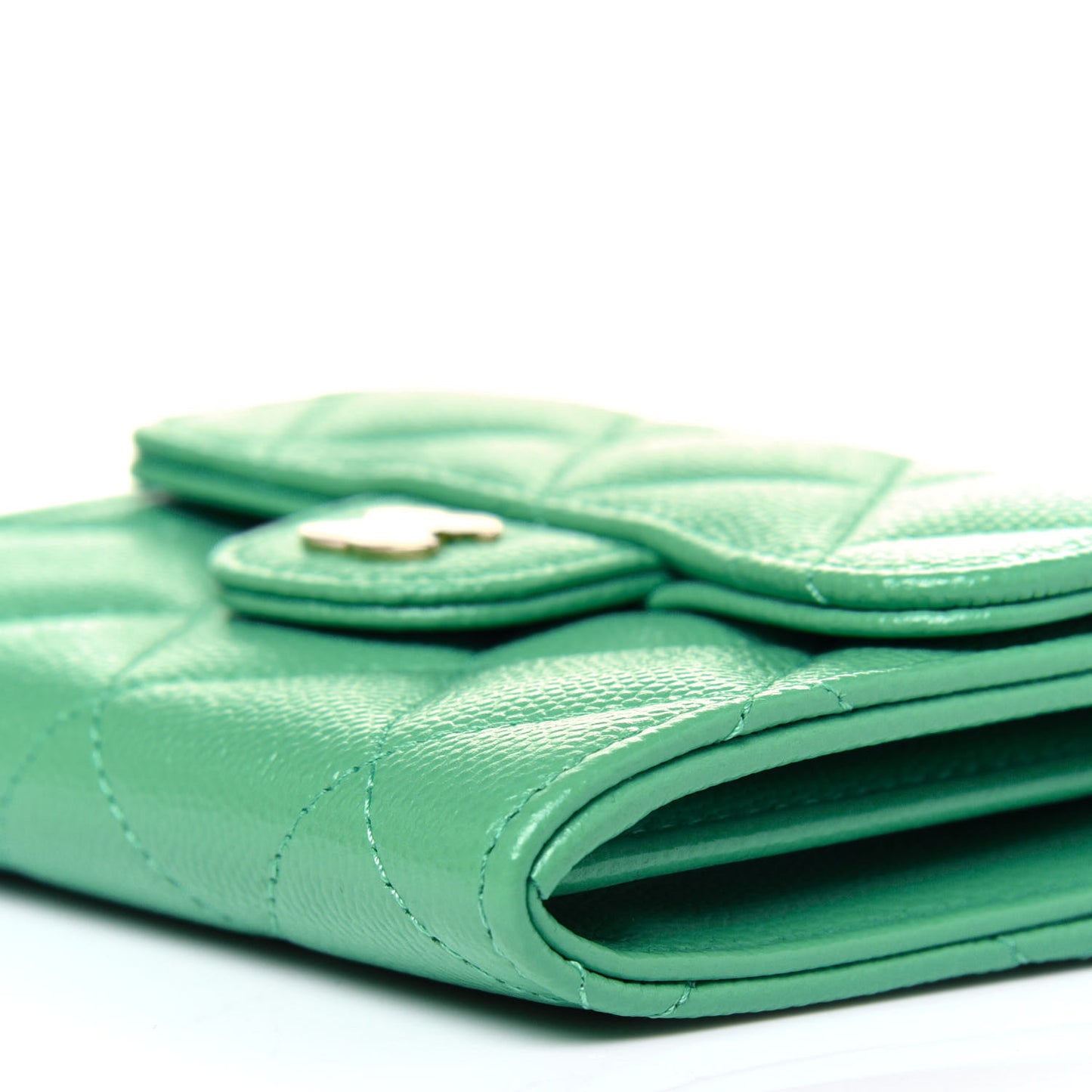 Caviar Quilted Flap Card Holder On Chain Light Green