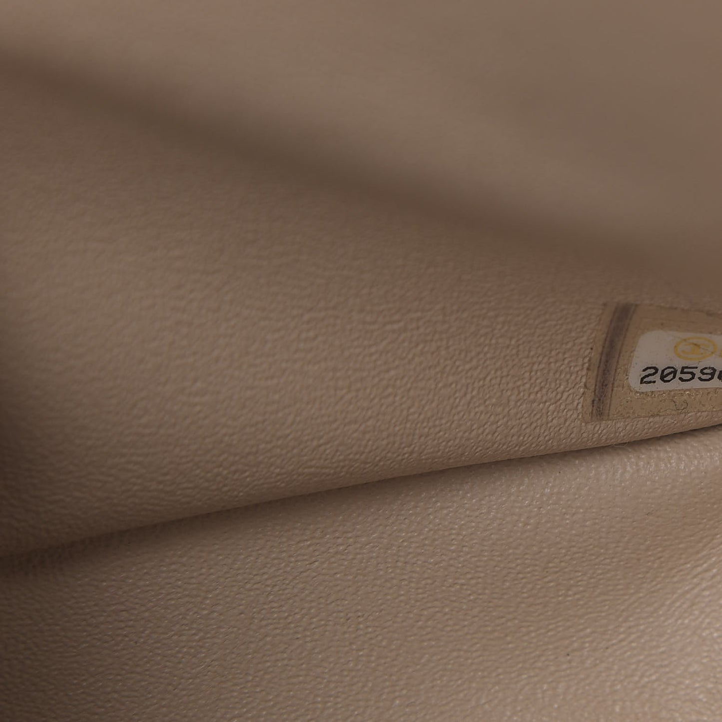 Distressed Patent Quilted 2.55 Reissue 226 Flap Beige