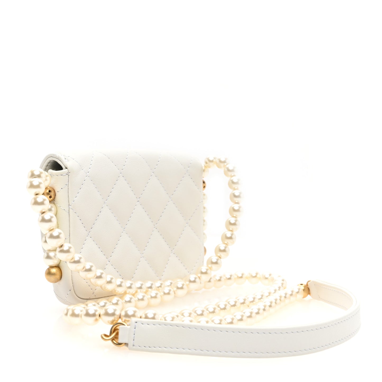 Calfskin Quilted About Pearls Card Holder Flap With Chain White