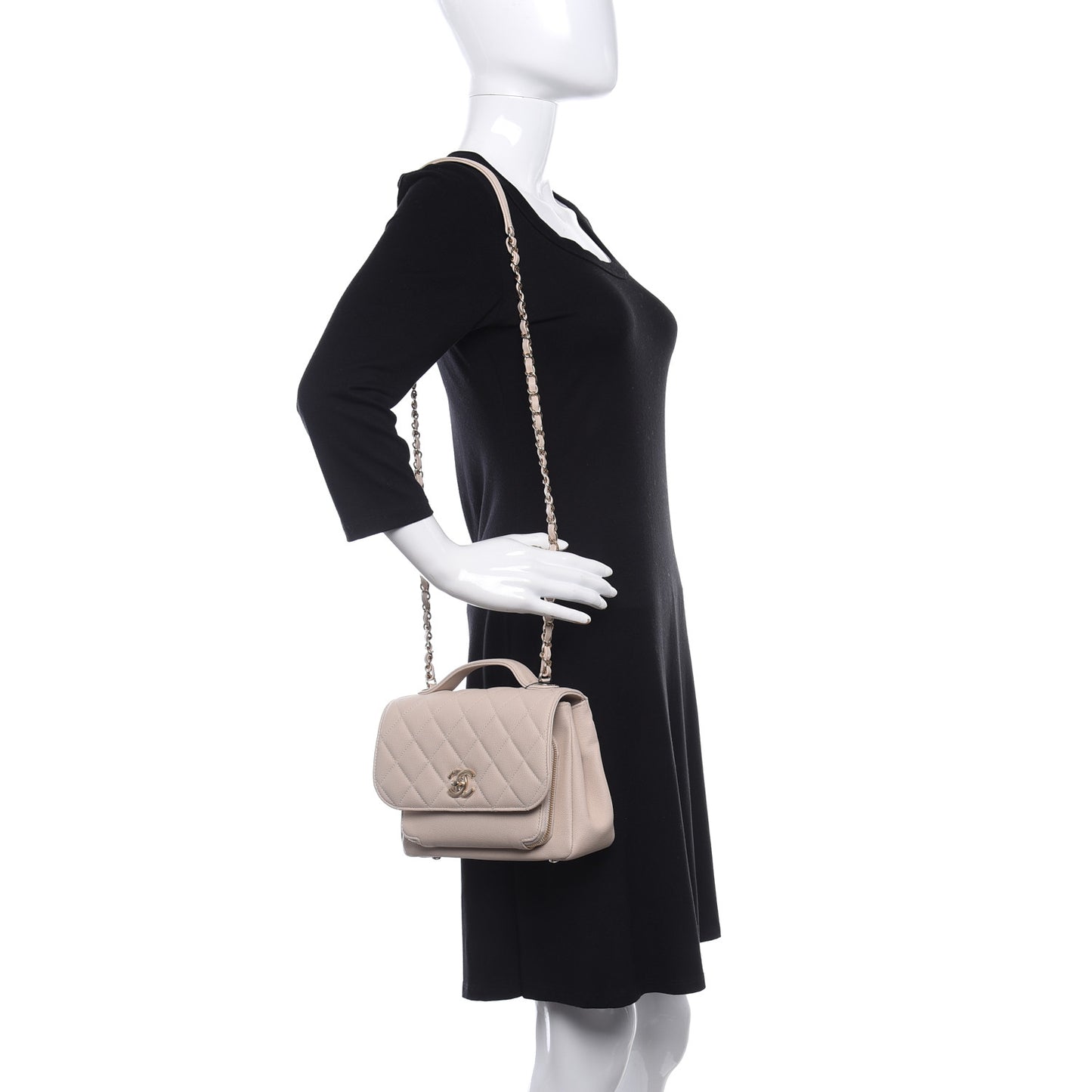 Caviar Quilted Medium Business Affinity Flap Beige