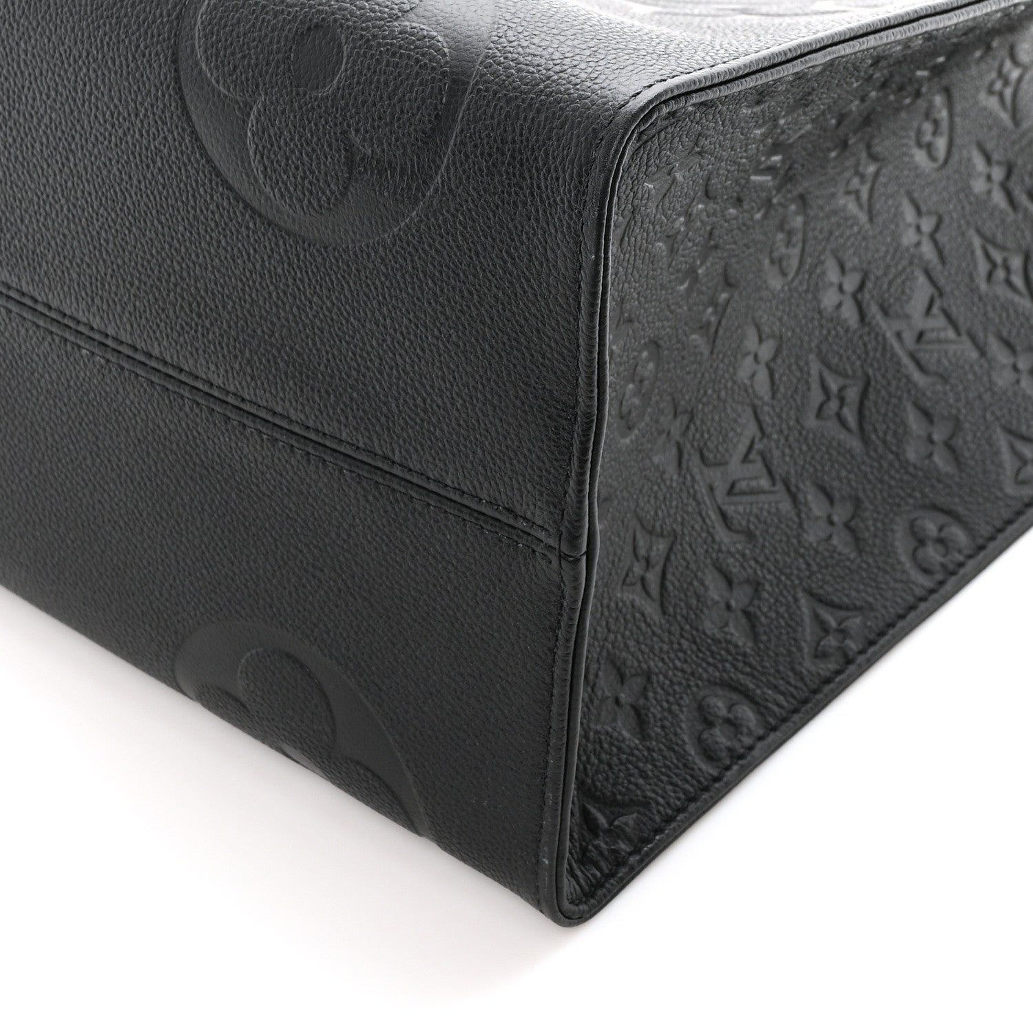 Louis Vuitton Empreinte Monogram Giant Onthego GM Black 9 of 9