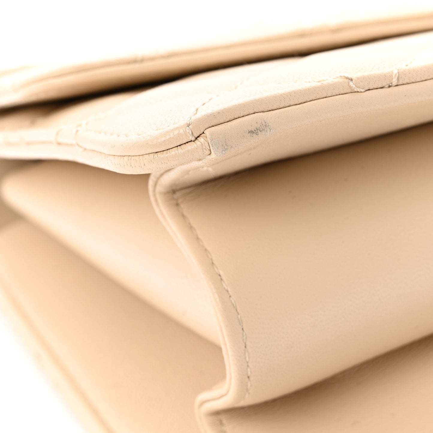 Sheepskin Quilted Large Beauty Lock Flap Beige