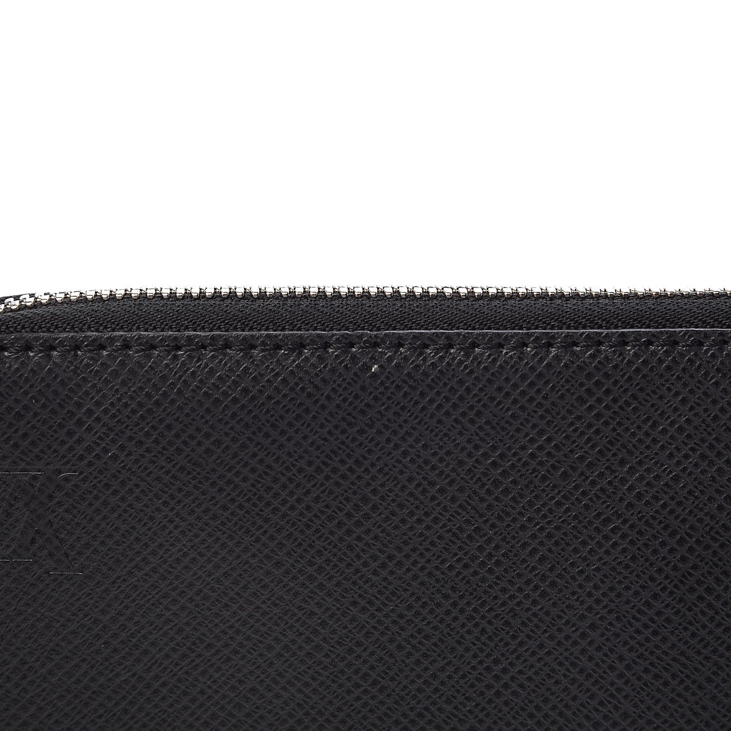 Louis Vuitton Taiga Tie Case 5 Ardoise 11 of 14