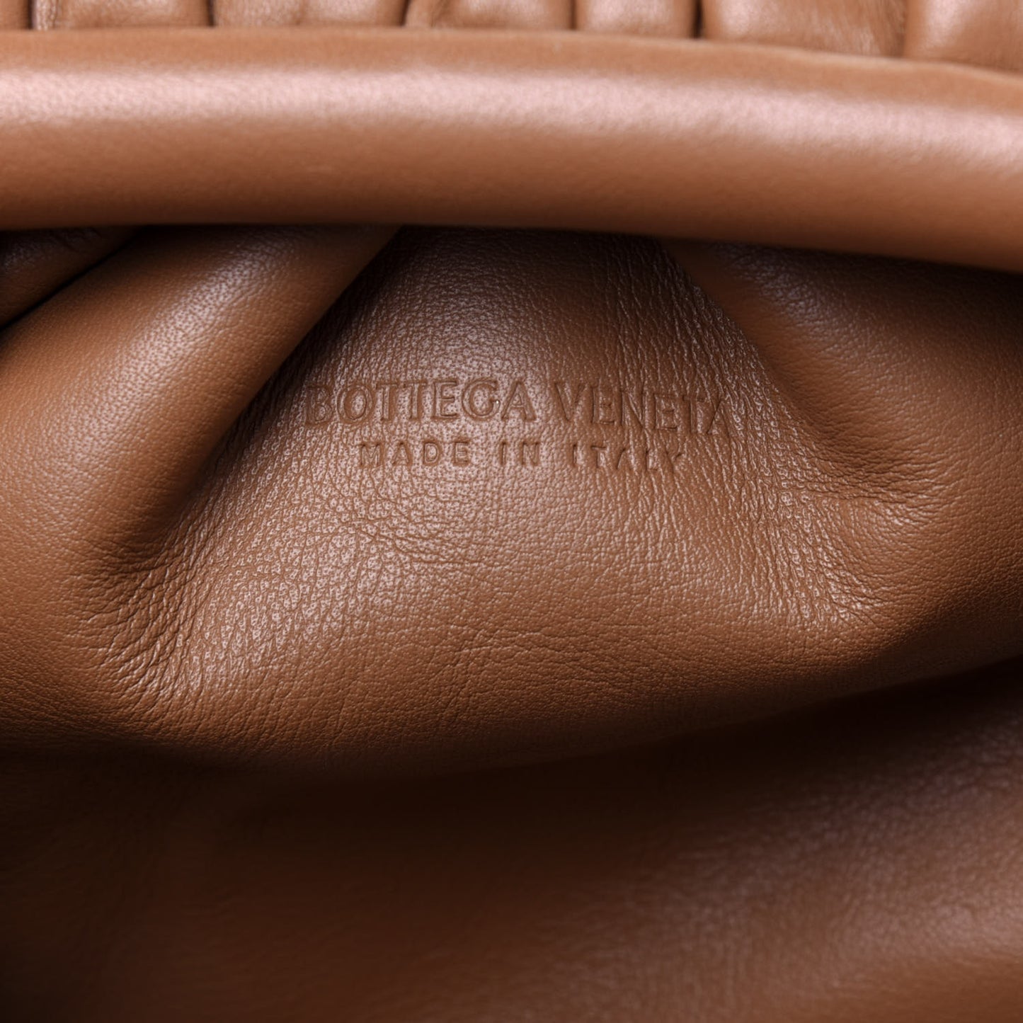 Butter Calfskin The Mini Pouch Cammello