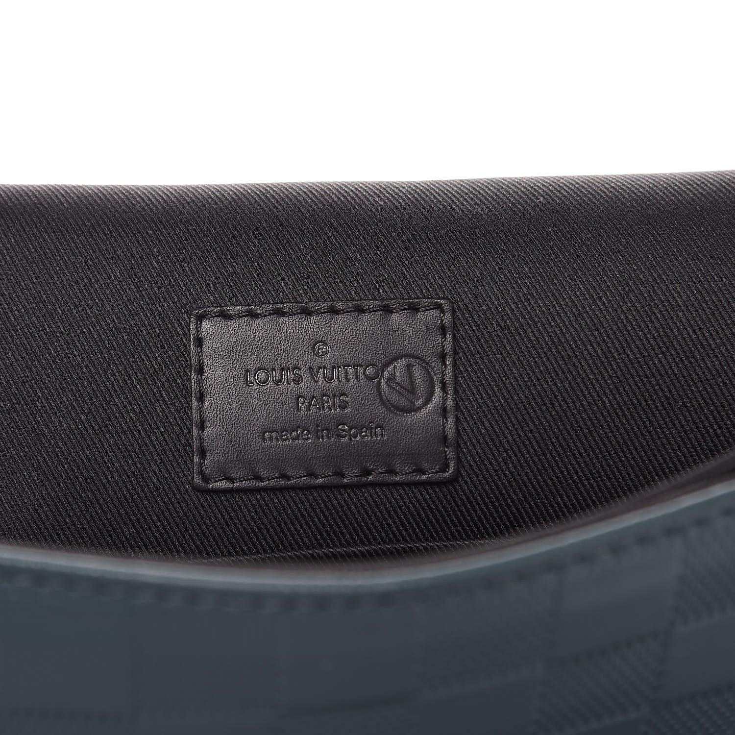 Louis Vuitton Damier Infini District PM Orion 7 of 8