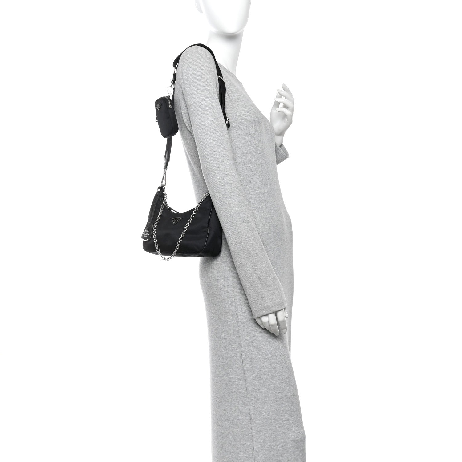 Prada Nylon Re-Edition 2005 Shoulder Bag Black 2 of 11