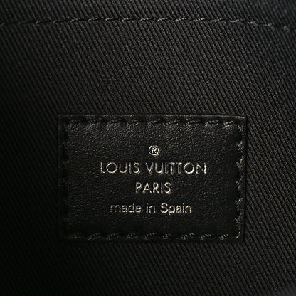 Louis Vuitton Damier Graphite 3D Studio Messenger 6 of 8