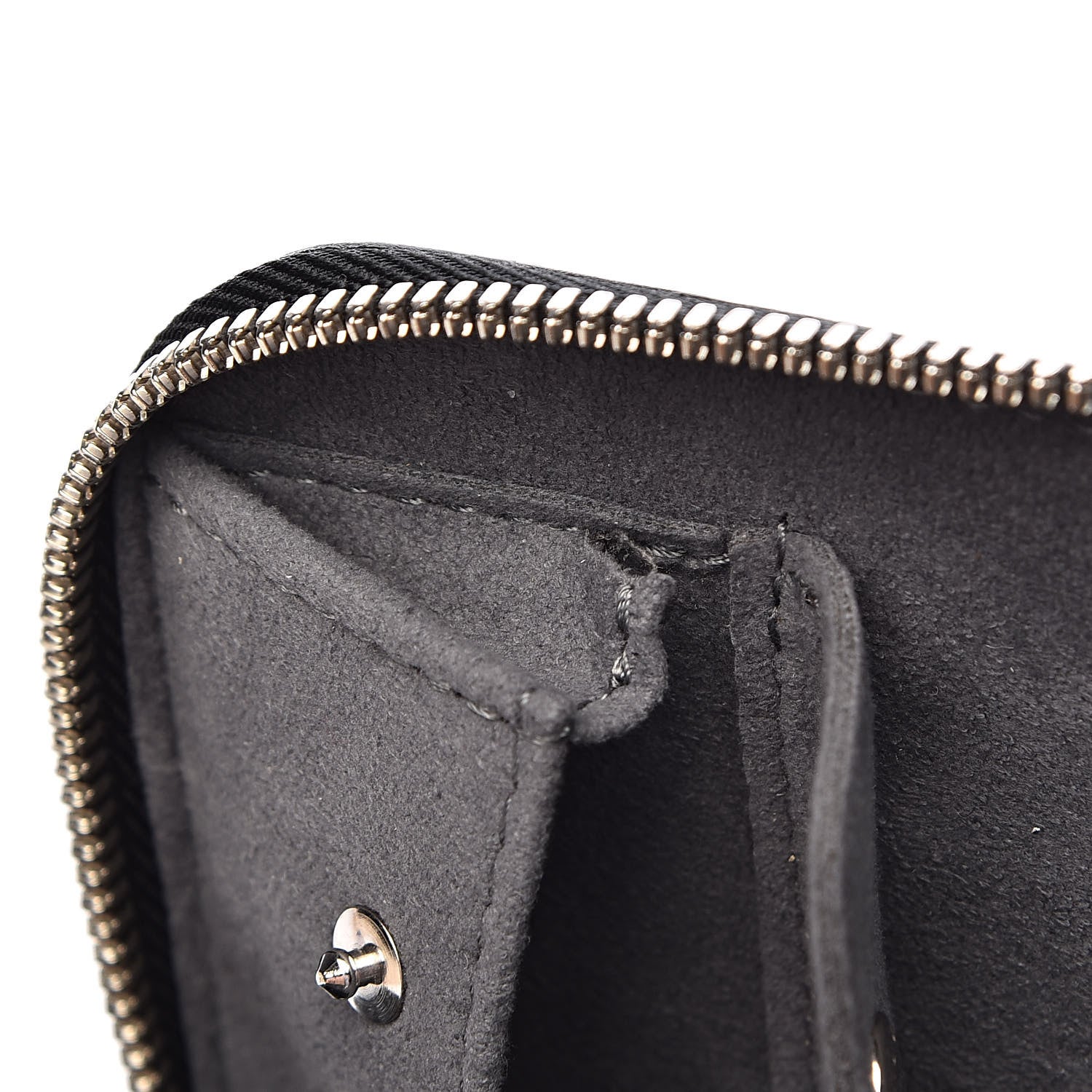 Louis Vuitton Taiga Tie Case 5 Ardoise 8 of 14