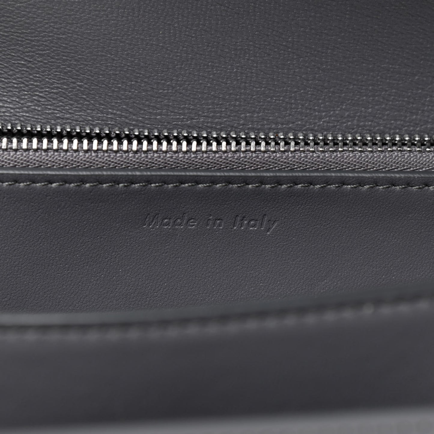 Box Calfskin Medium Classic Box Flap Storm