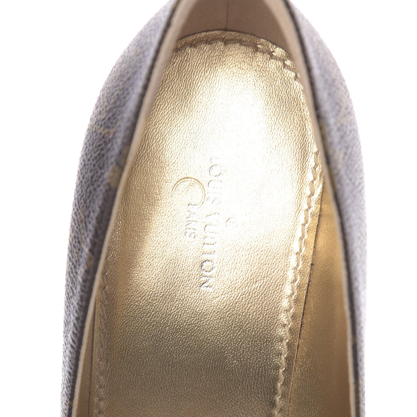 Reverse Monogram Cherie Pumps 37