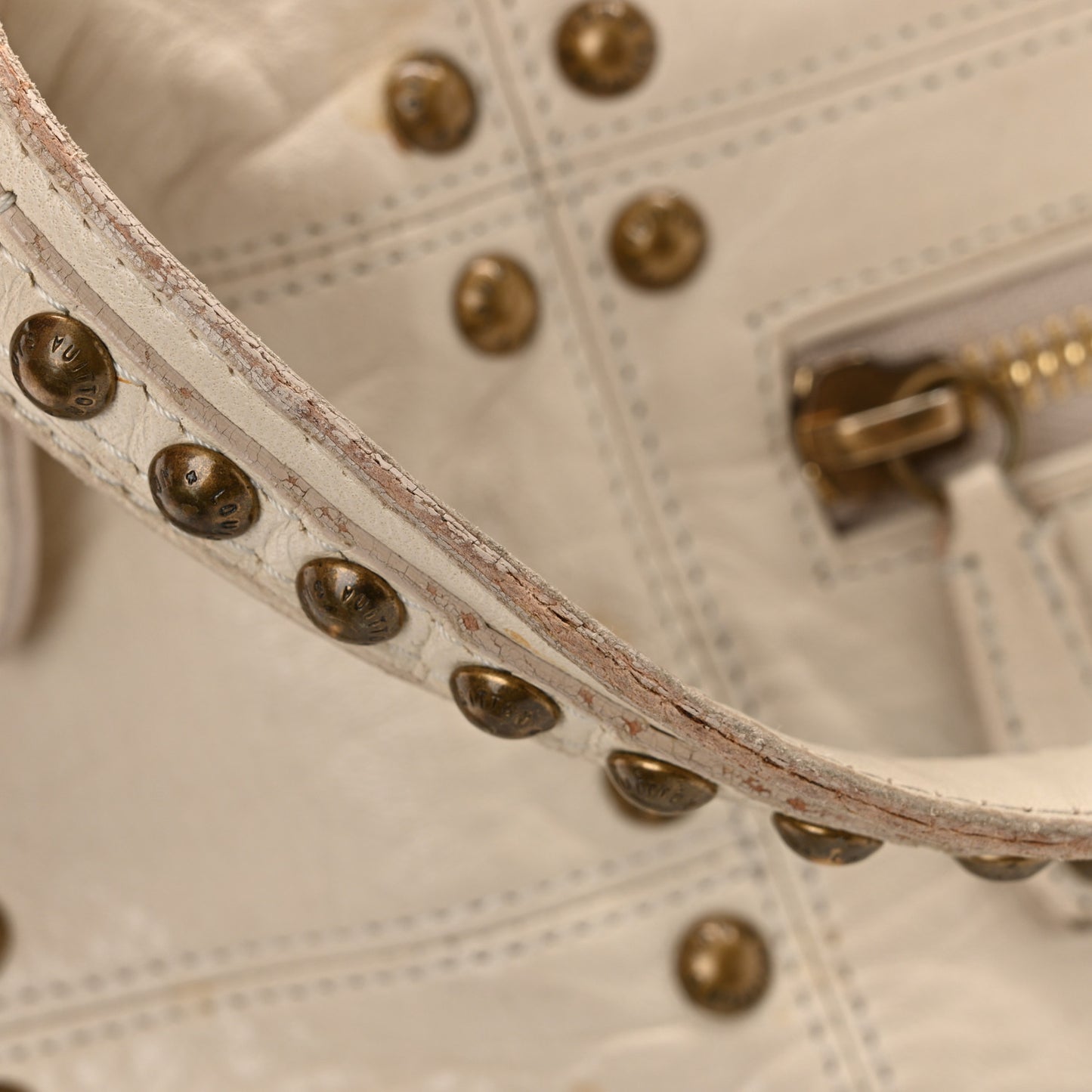 Lambskin Riveting White