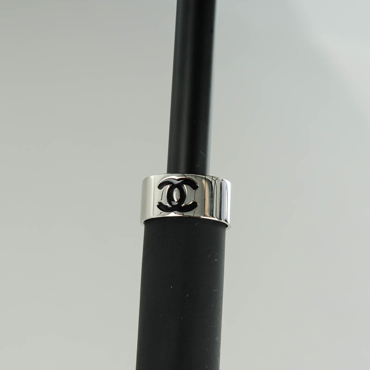 Nylon Camellia Umbrella Black White