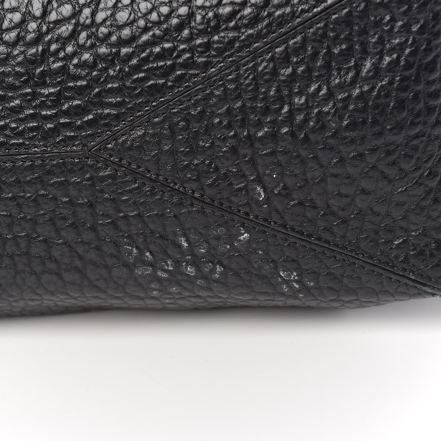 Burberry Heritage Grain Medium Dewsbury Tote Black 12 of 13