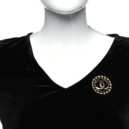 Chanel Metal CC Heart Brooch Gold 2 of 4