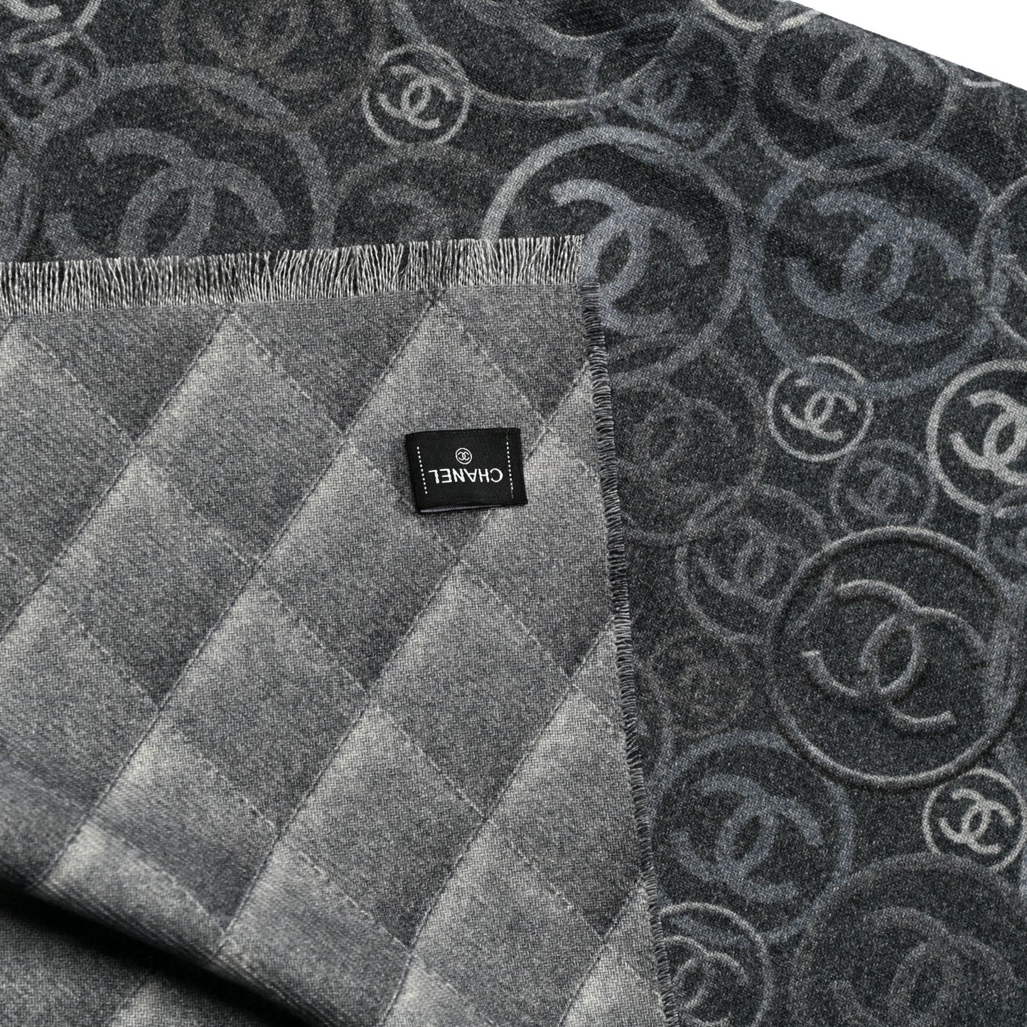 Cashmere Quilted Print CC Scarf Grey Multicolor