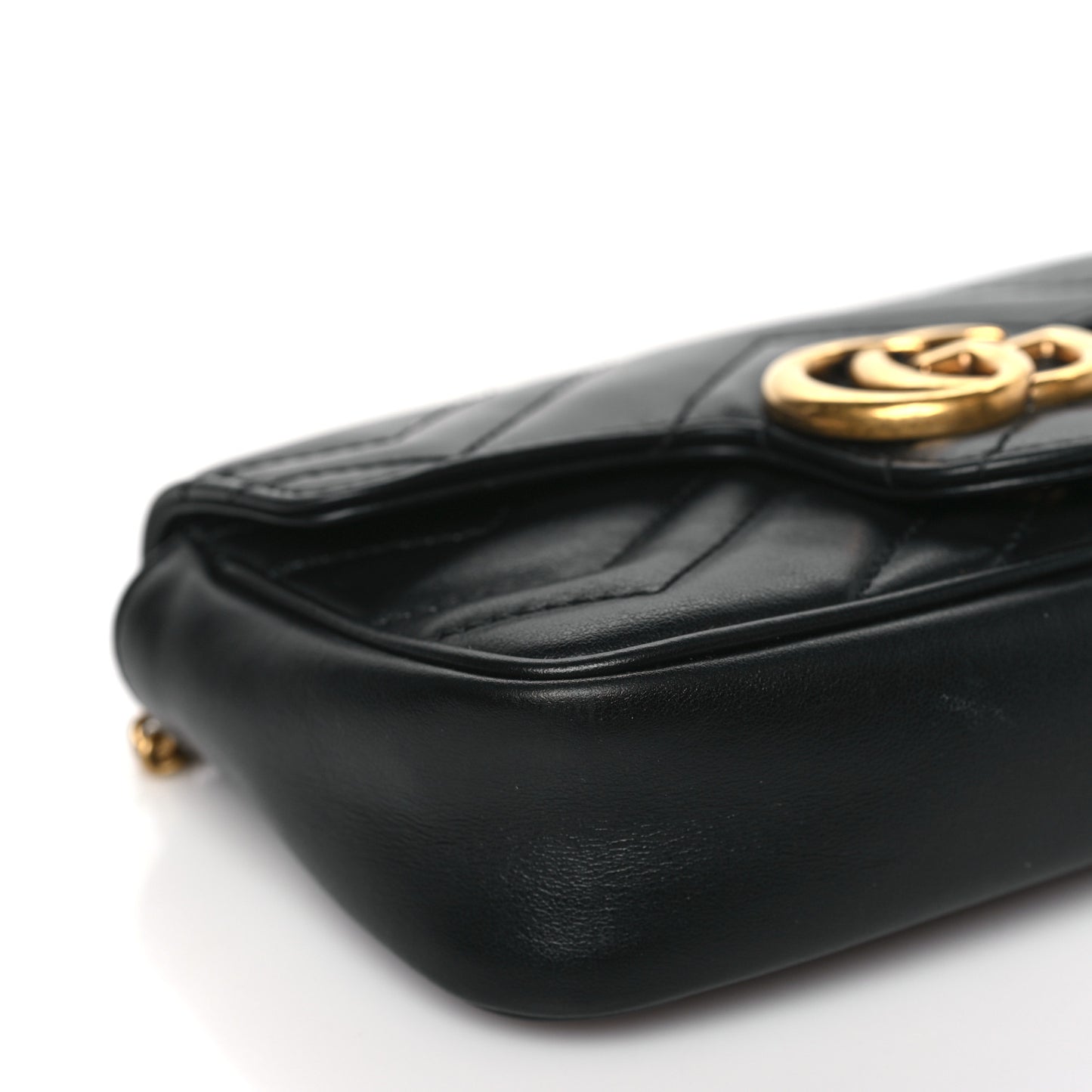 Calfskin Matelasse Super Mini GG Marmont Shoulder Bag Black