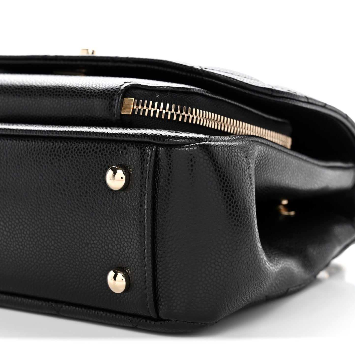 Caviar Quilted Medium Business Affinity Flap Black