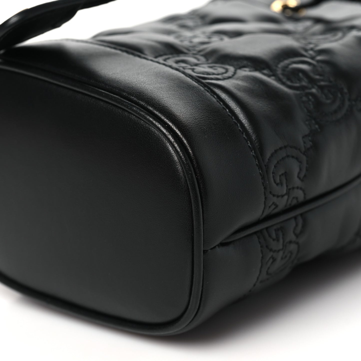 Calfskin GG Matelasse Bucket Bag Black