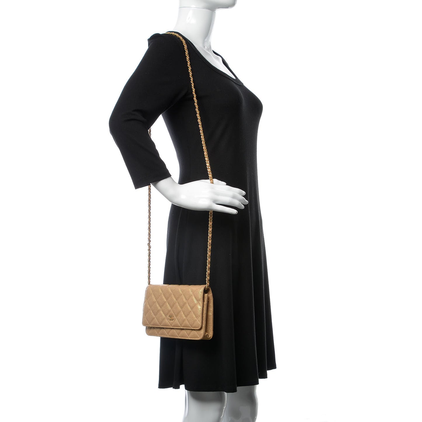 Pearly Caviar Quilted Wallet On Chain WOC Gold