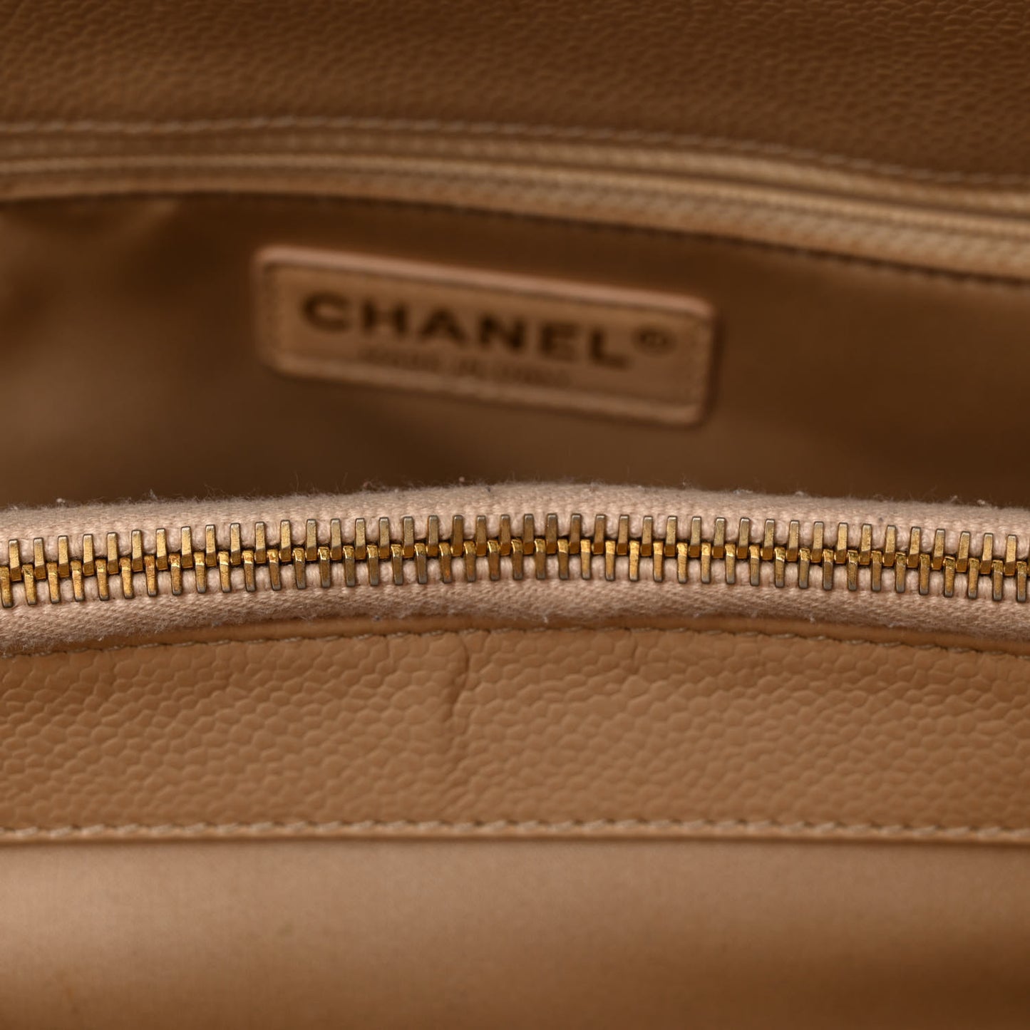 Caviar Quilted Grand Shopping Tote GST Beige Clair