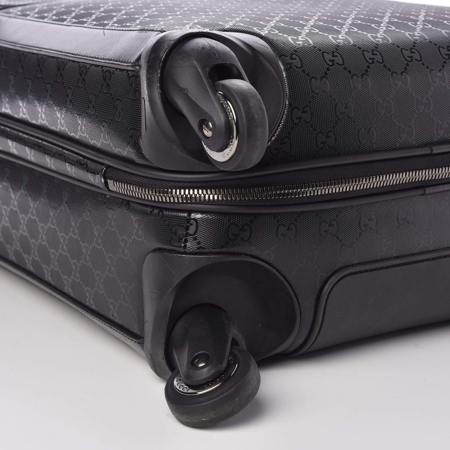 Gucci Imprime Monogram Carry On Suitcase Black 17 of 18