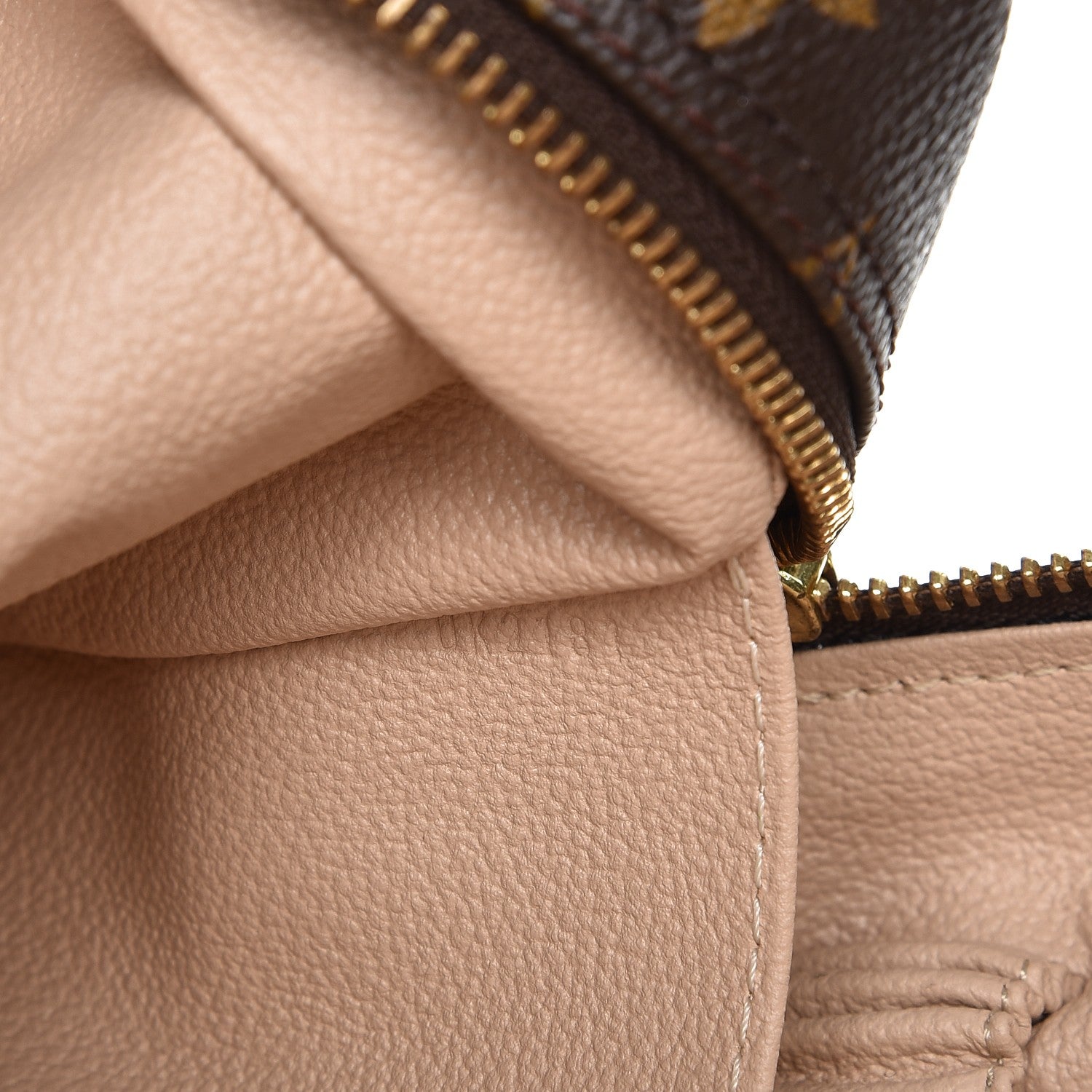 Louis Vuitton Monogram Trousse Toilette 28 7 of 8
