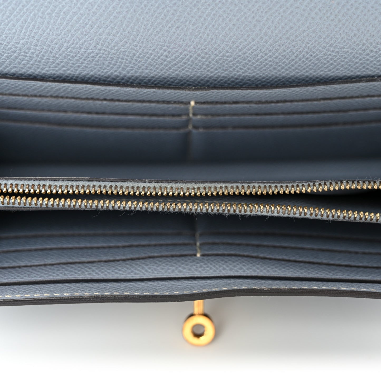 Epsom Kelly Longue Wallet Bleu Lin