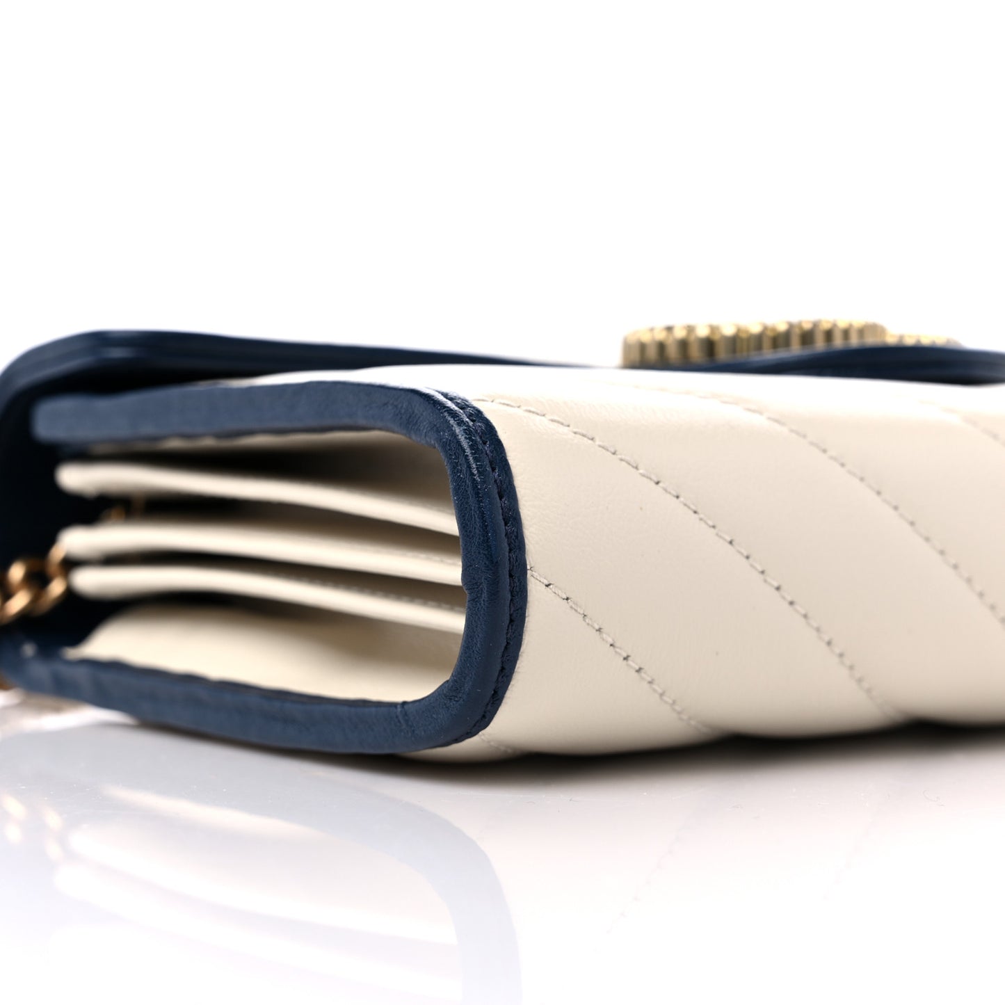 Vintage Effect Calfskin Matelasse Diagonal Torchon GG Marmont Chain Wallet Mystic White Blue Agata