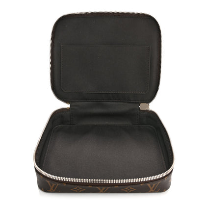 Louis Vuitton Monogram Horizon Accessories Pouch 6 of 8