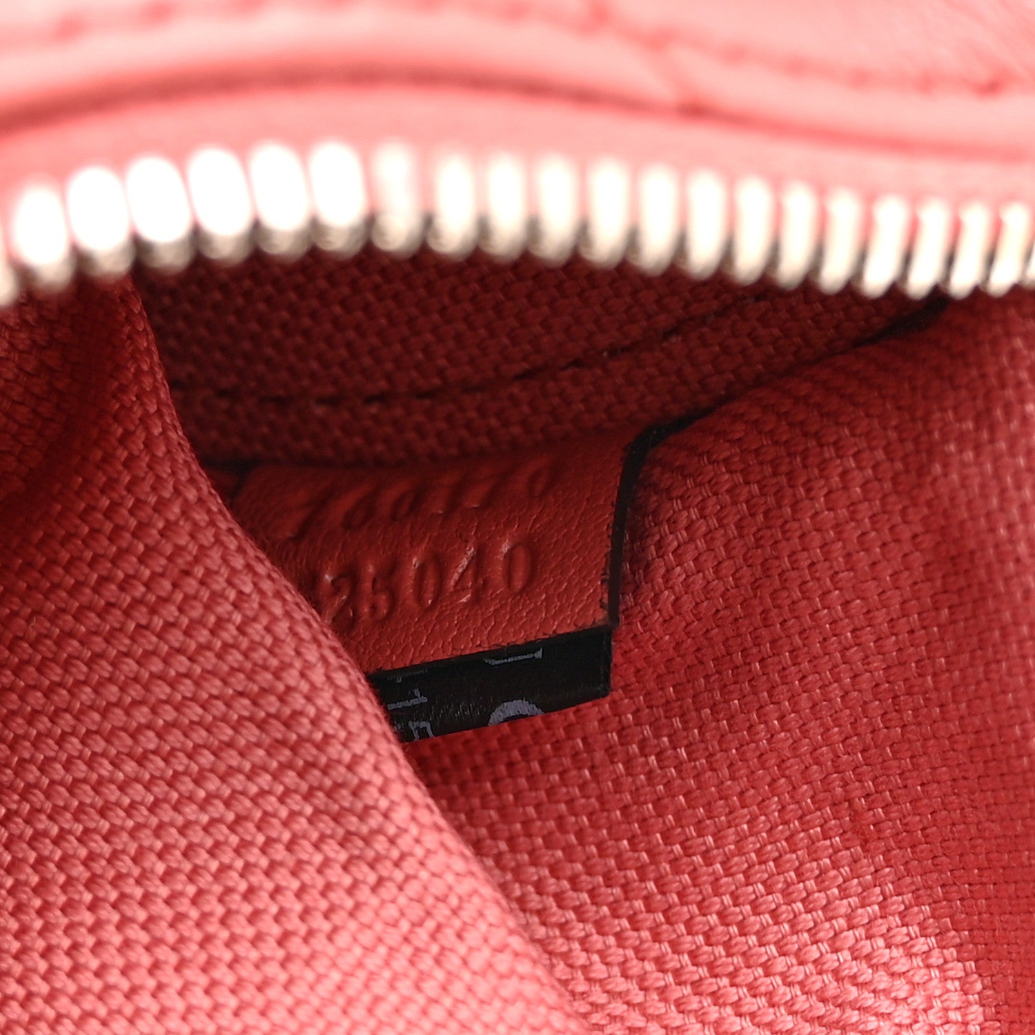 Gucci Sakai Be Green Calfskin Diagonal Stitched Mini Blondie Barrel Shoulder Bag Pink 7 of 10